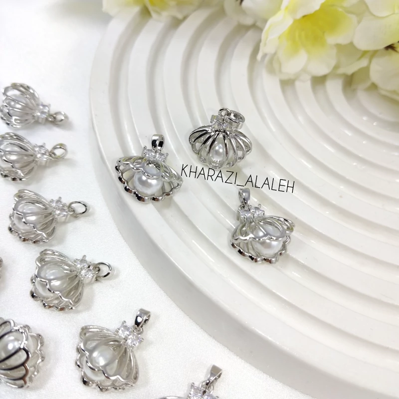 پلاک آویز سوارسکی رنگ ثابت طرح 10 (فروش به صورت دونه ای)