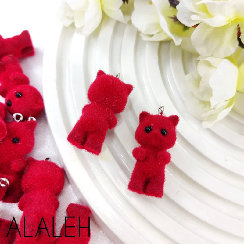 آویز طرح گربه قرمز پشمالو ( فروش به صورت دونه ای)