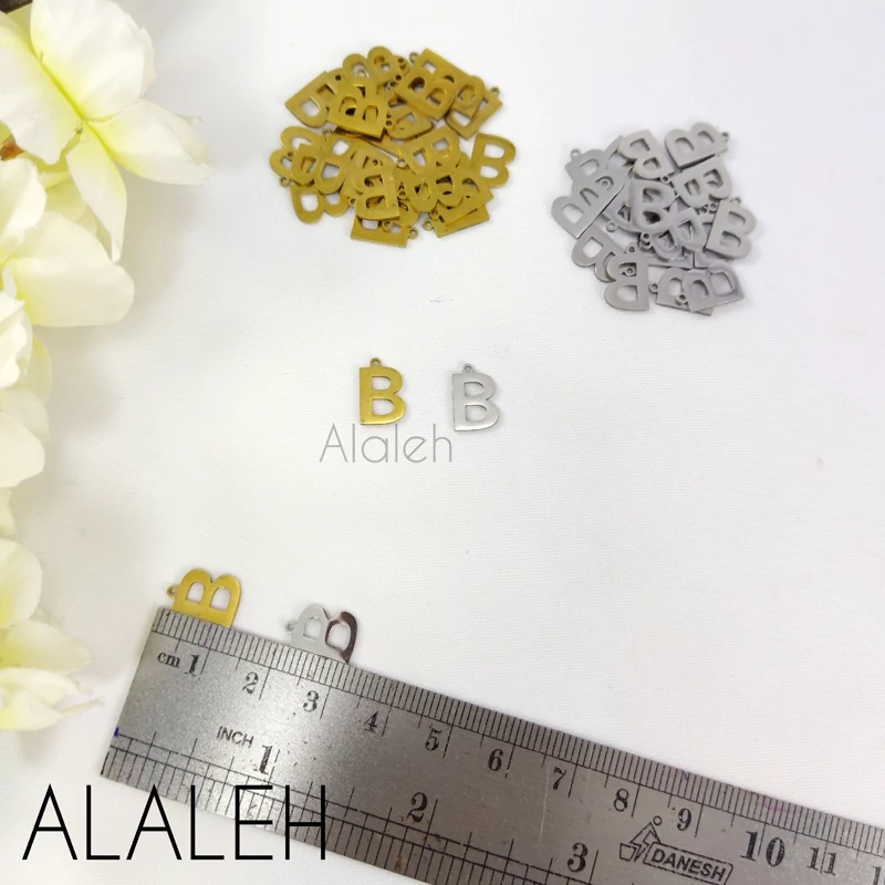 پلاک آویز استیل حروف لاتین مینیمال B (فروش به صورت دونه ای)