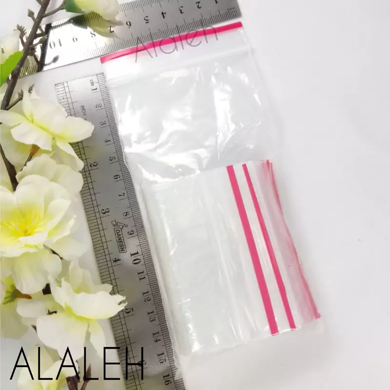 کیسه زیپ دار سایز 8  در 16( فروش به صورت بسته 20 عددی)