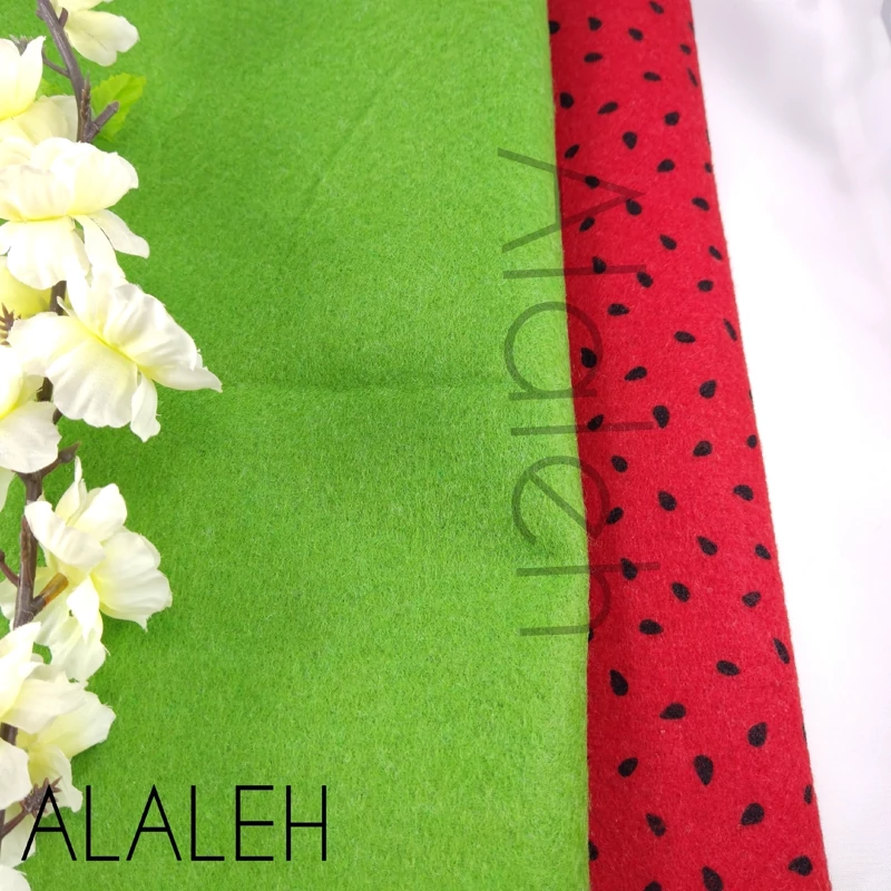 نمد رنگ سبز  و قرمز  ( فروش به صورت اندازه A3 و A4)( ضخامت 3 میل)