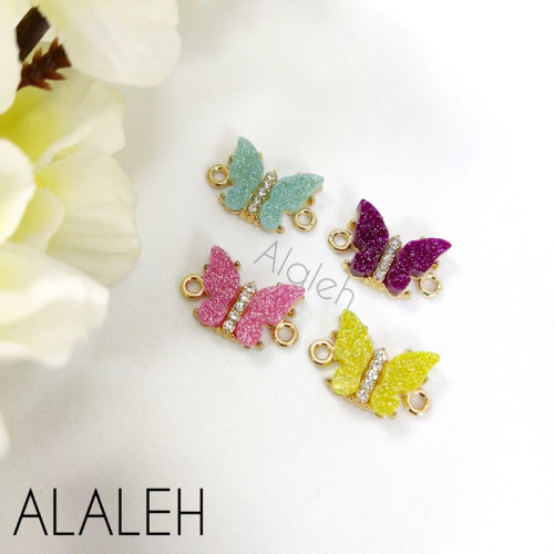 پلاک دستبندی طرح پروانه اکلیلی وسط نگین 1.5 سانتی(فروش به صورت دونه ای)