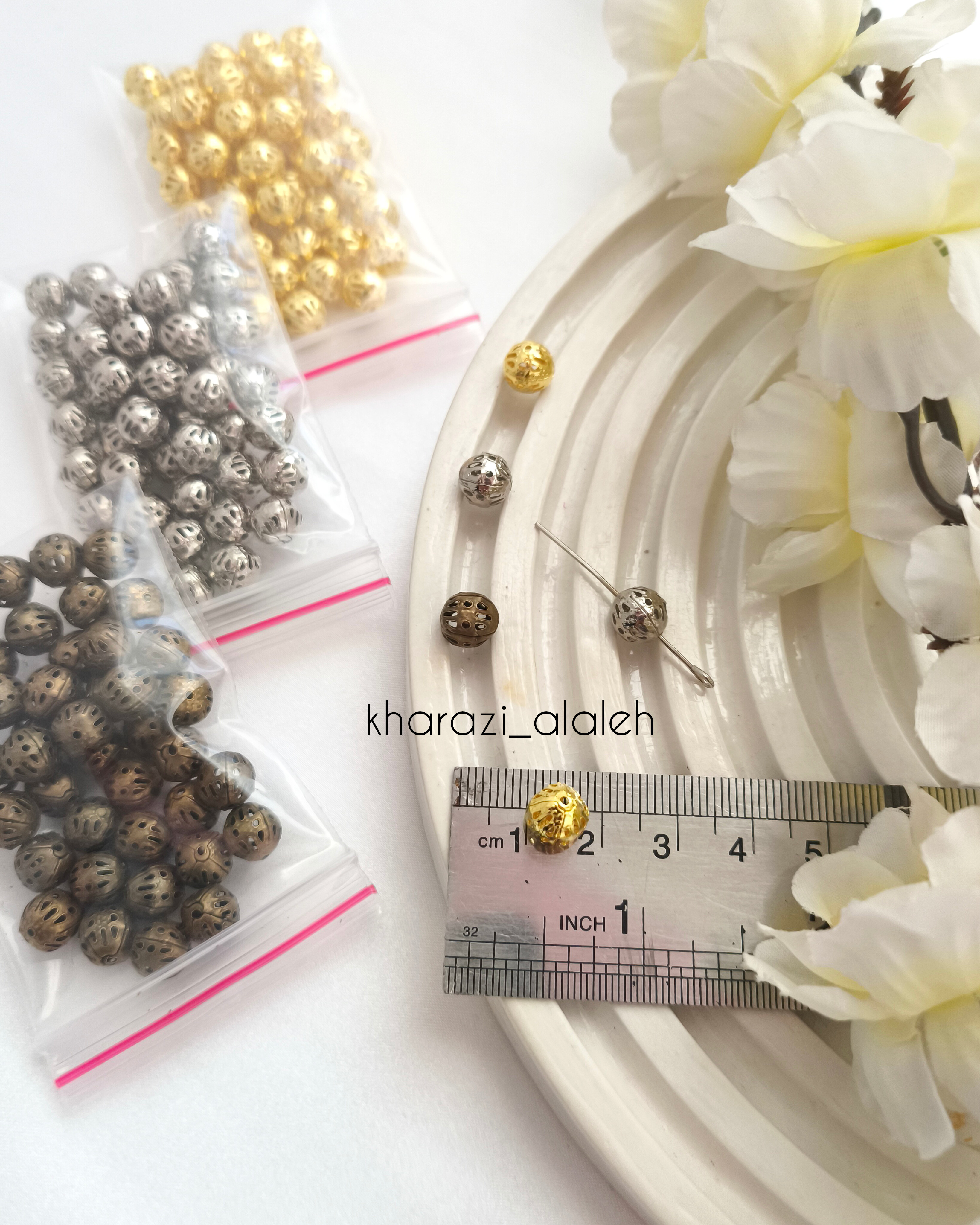 خرجکار بین مهره طرح گوی تو خالی بزرگ(8میل) (فروش به صورت بسته 15 گرمی و تقریباً 45 عددی)